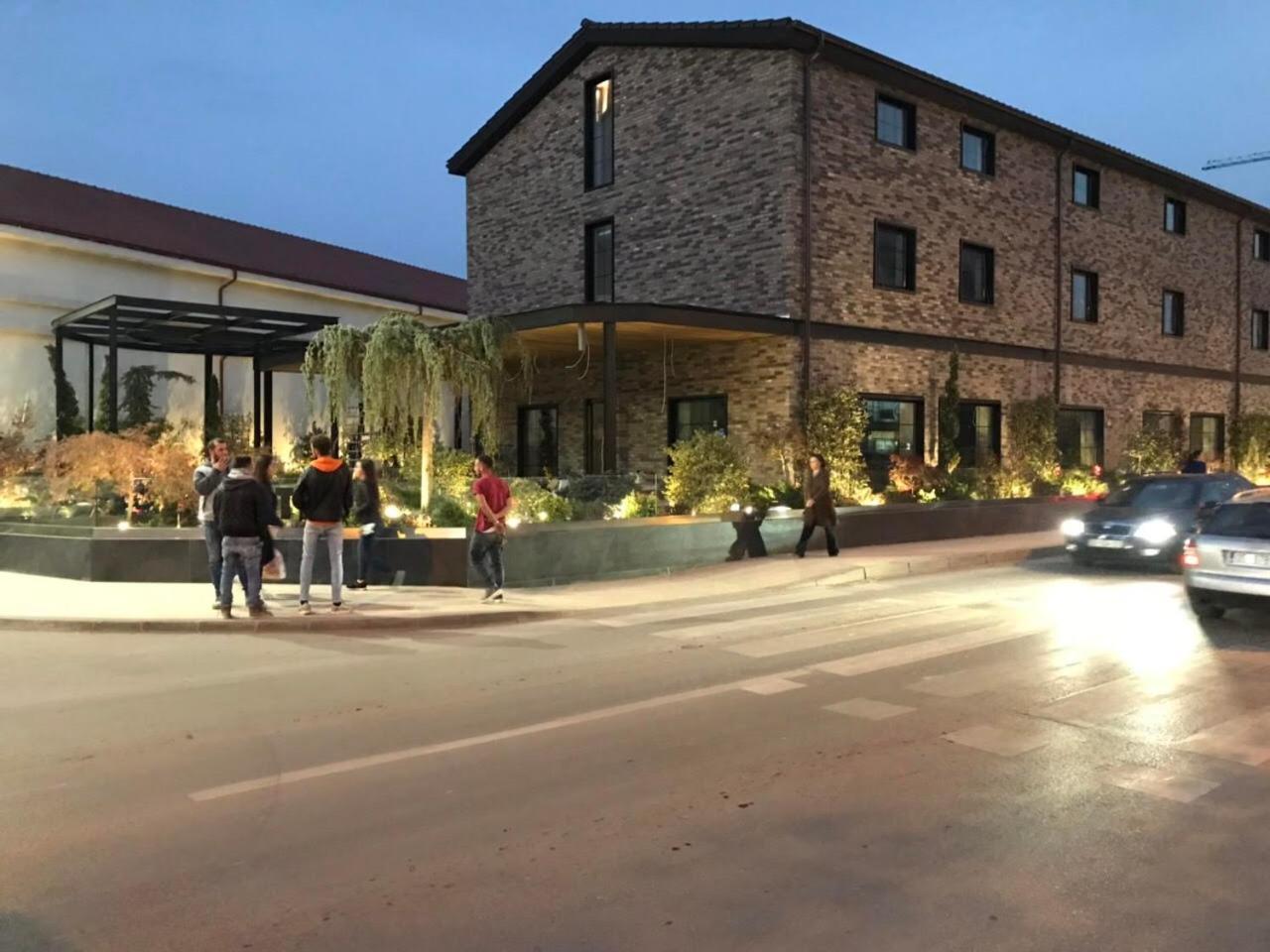 Hotel Rubis Ferizaj Exterior foto