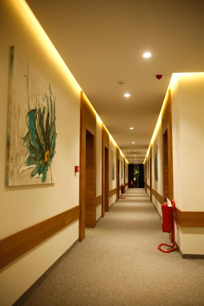 Hotel Rubis Ferizaj Exterior foto